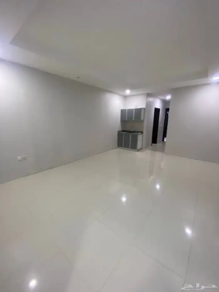 شقة سكنية للايجار الشهري والسنوي بالخبر حي التعاون 4