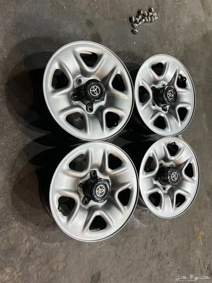 جنوط ديازلا مقاس 17مع أكواب وا صواميل 7 إنش اصلي وكالة 10