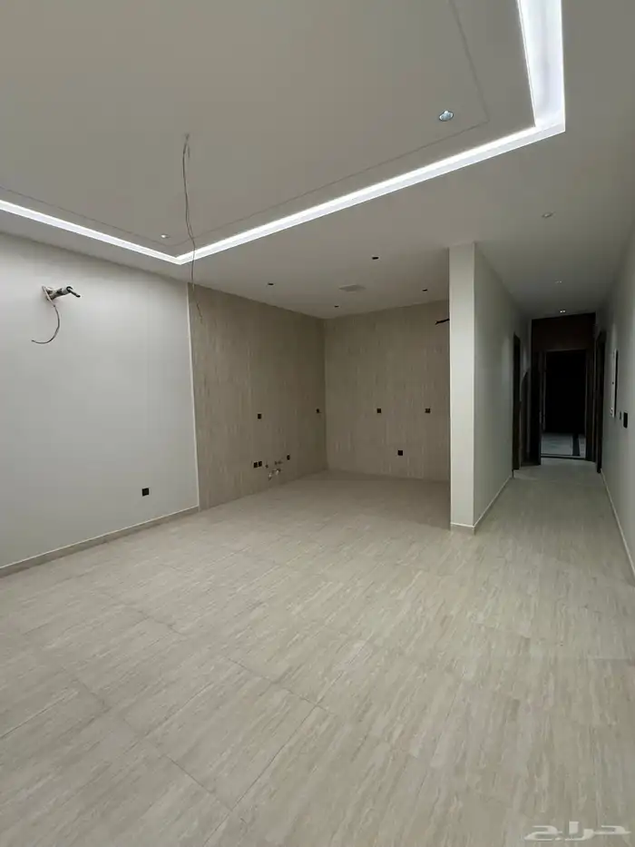 شقة فاخرة للبيع حي الفيصلية 5