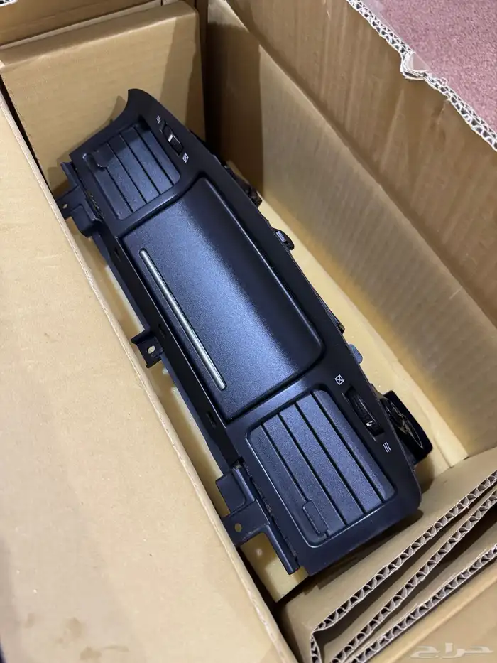 درج ديكور باترول فتك 2005 وطالع لون اسود اصلي 0