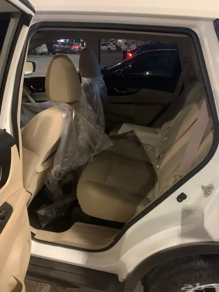 نيسان اكستريل دبل بودي بلد ممشى طيب 8