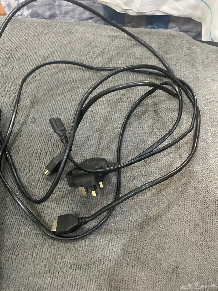 سوني فور للبيع مع اغراضه 2