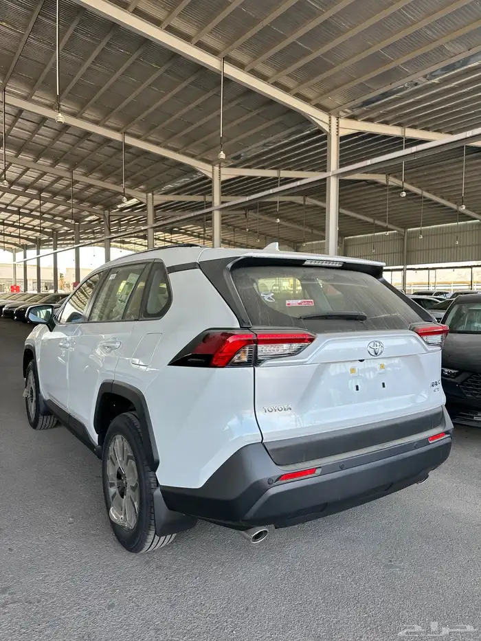 راف فور XLE 2.0 فتحه بصمه دبل موديل 2025 5