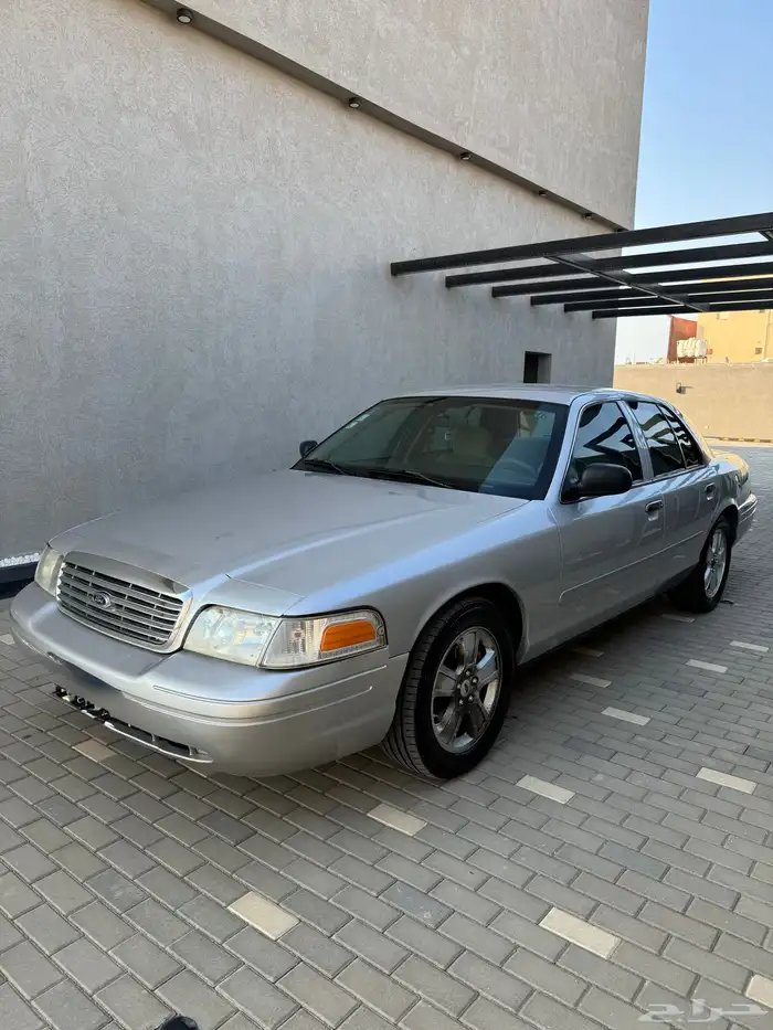 فورد كراون فيكتوريا 2008 لعشاق النظيف للبيع او البدل 1