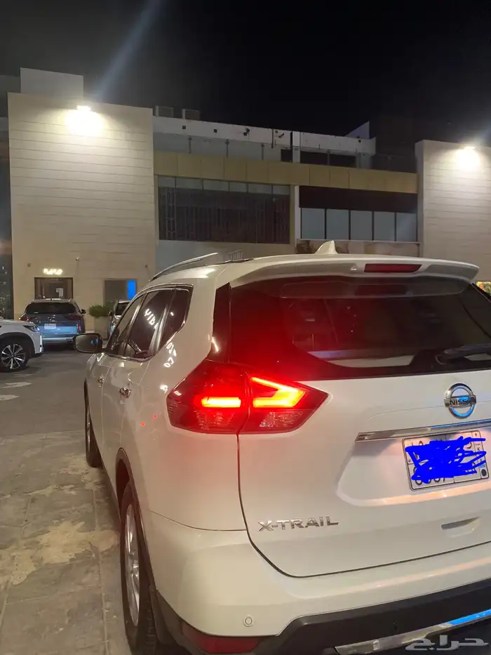 نيسان اكستريل دبل بودي بلد ممشى طيب 5