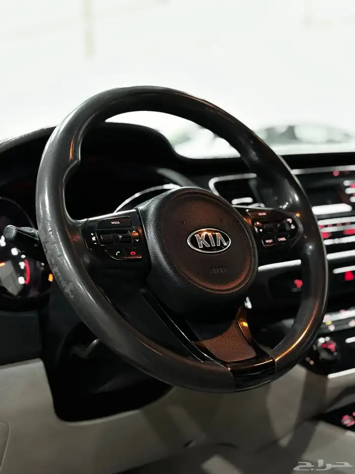 كيا كرنفال 2016 عائليه ثلاث صفوف 18