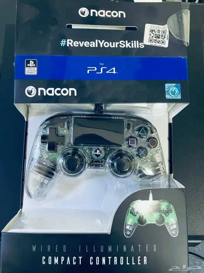 بلايستيشن 4 نظيف مع يد جديدة 1