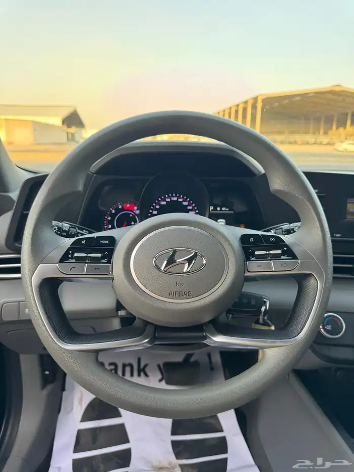 للبيع هيونداي النترا 2023-ستاندر - مكينه 1600-ممشى قليل جدا 11