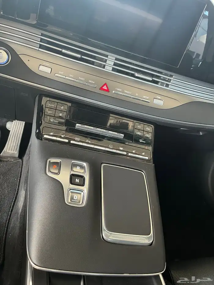 ازيرا 2022 وارد كوريا 6سلندر 16