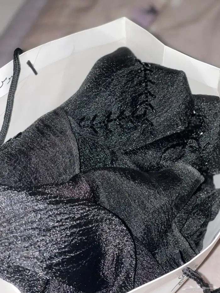 عبايه جديدده من موقع والسبب مقاس كبير 2