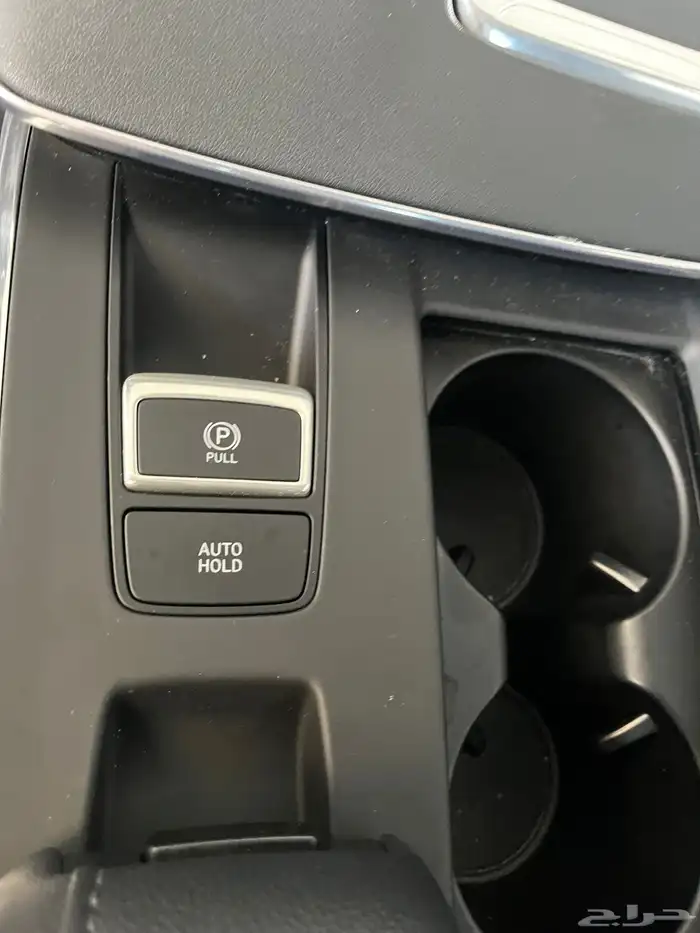 ازيرا 2022 وارد كوريا 6سلندر 17