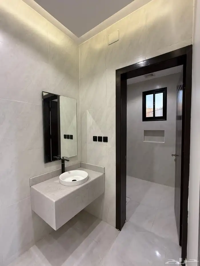 للبيع فلل فاخرة دورين وملحق شمال الخميس طريق الثمانين 8