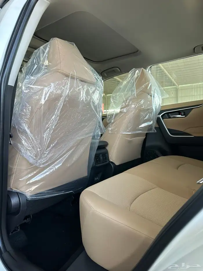 راف فور XLE 2.0 فتحه بصمه دبل موديل 2025 20