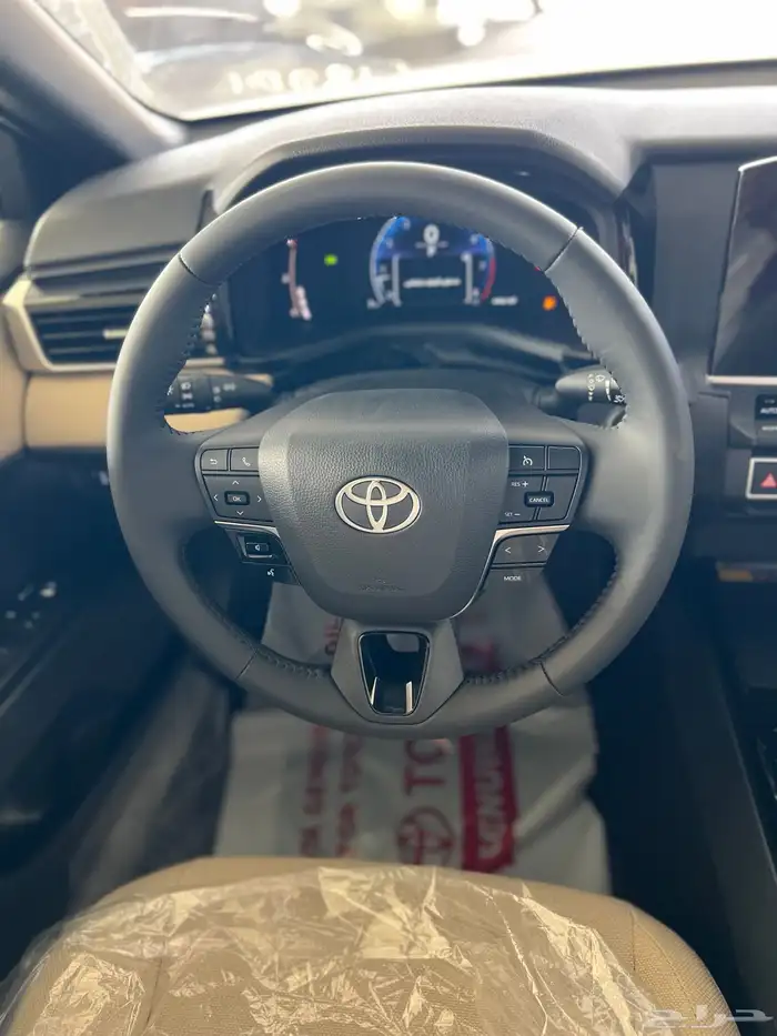 تويوتا كامري 2025 LE سعودي اصفار صادر لوحات جميع الألوان 16