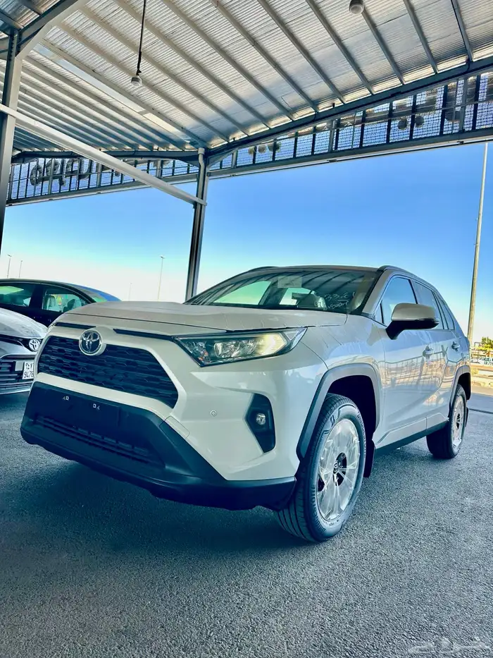 راف فور XLE 2.0 فتحه بصمه دبل موديل 2025 0