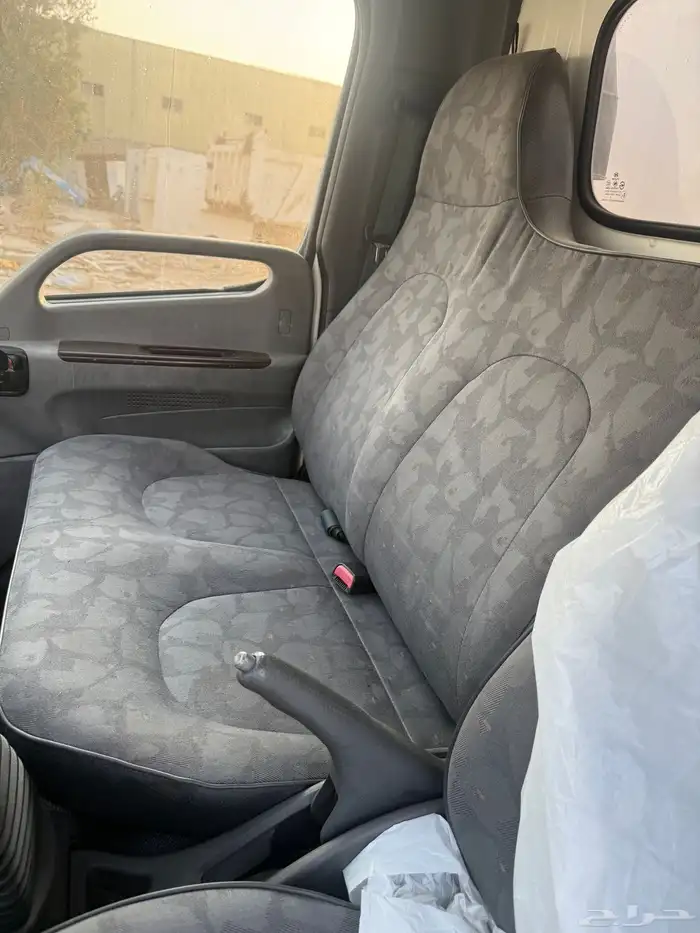 دينا هيونداي 2010 مخزنه 55 الف كيلو 2