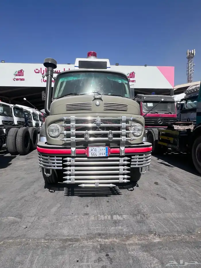 حراج معرض رائد للسيارات والشاحنات كل يوم جمعة 2