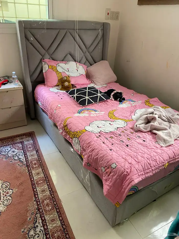 للبيع غرفه نوم ودولاب 2