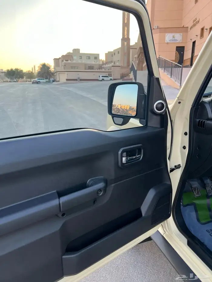 سوزوكي جمني 2021 (( مخزن )) 24