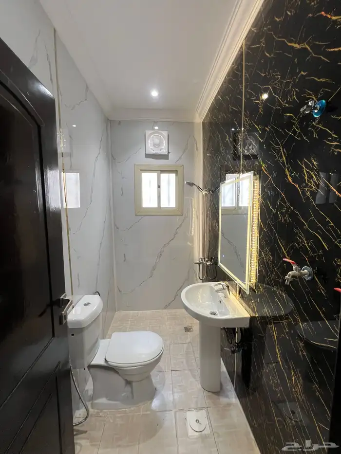 فيلا روف للبيع نظام شقق بحي المروة 14