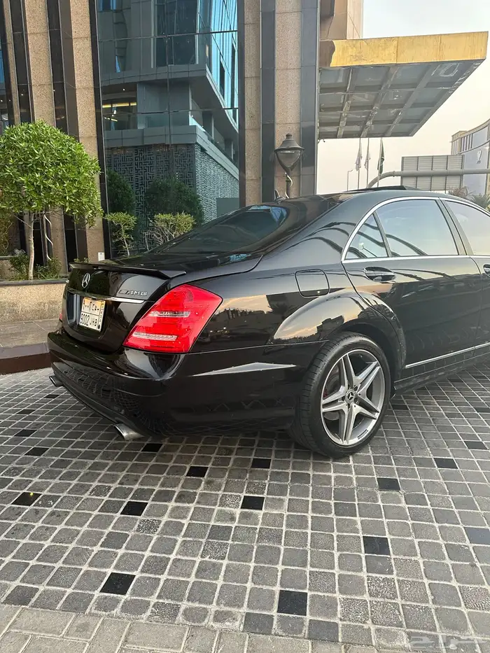 مرسيدس S550 دفع خلفي 3