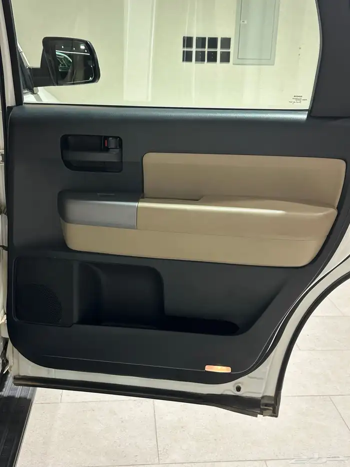 سكويا 2015 مخزن دبل ثلاجه (شبه جديد ) المالك الاول 20