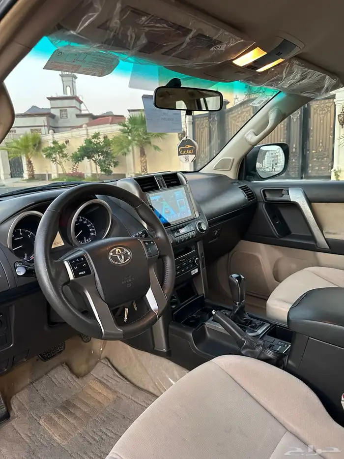 جيب برادو تويوتا TXL 2011 مخزن بحالة الوكالة 38