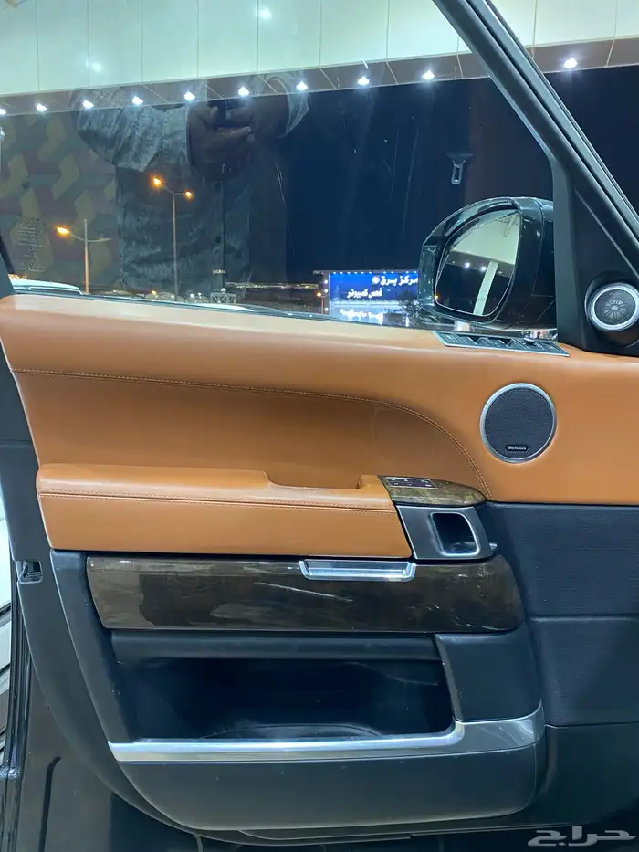 رينج روفر V8 المديل 2015 العدد 269 الف 7