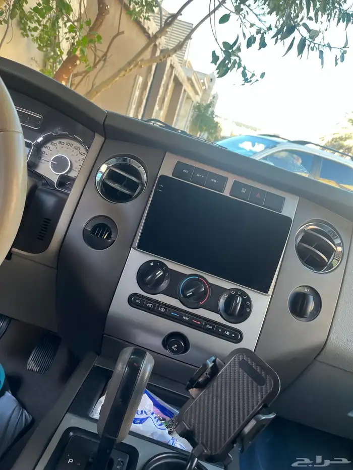 فورد اكسبديشن موديل 2012 أوتوماتيك بدون دبل ماشي 215 الف كلم 4