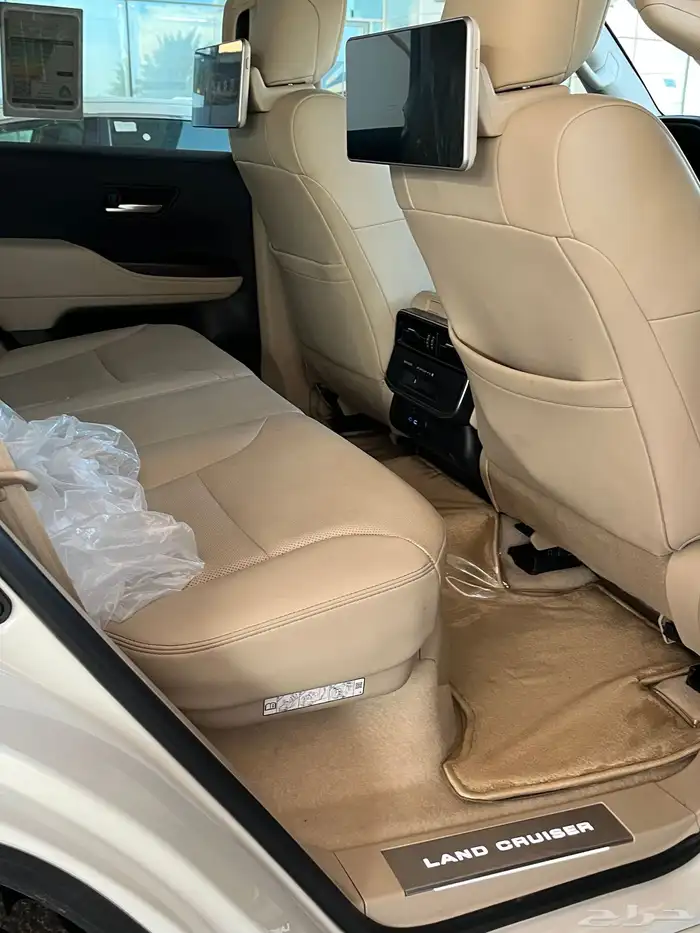 لاندكروزر 2024 رقم L4 21