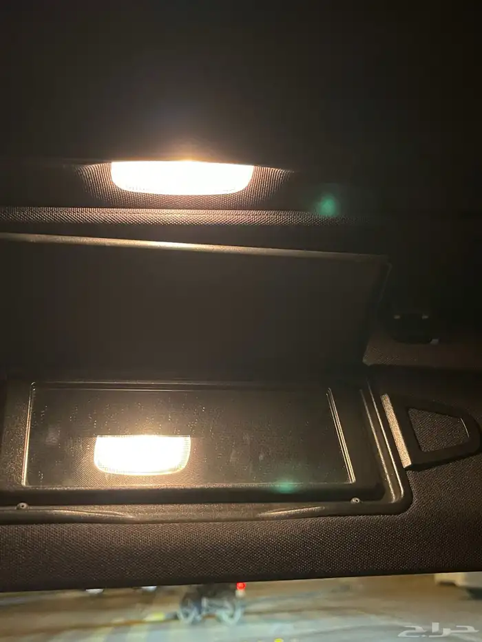 مرسدس E300 للبيع 24