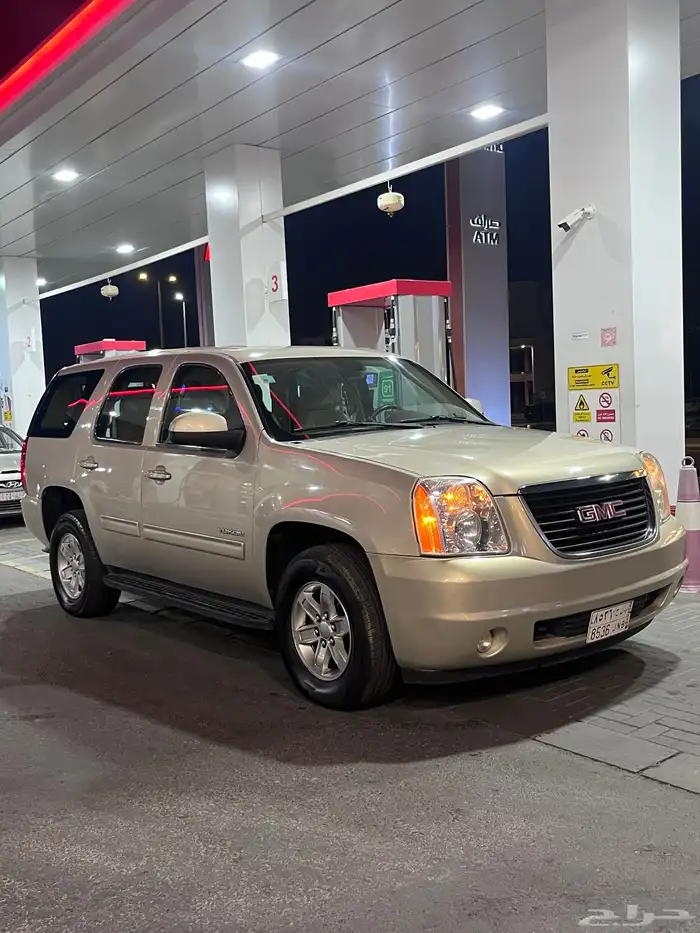 جي ام سي يوكن دبل قصير 1