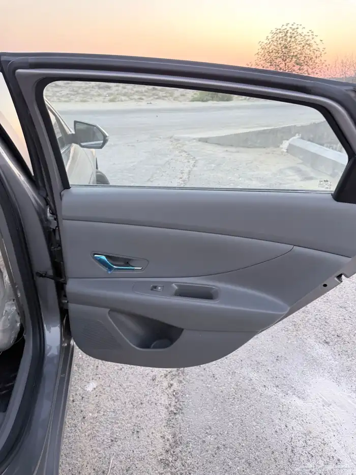 هيونداي إلنترا Smart 2022 2