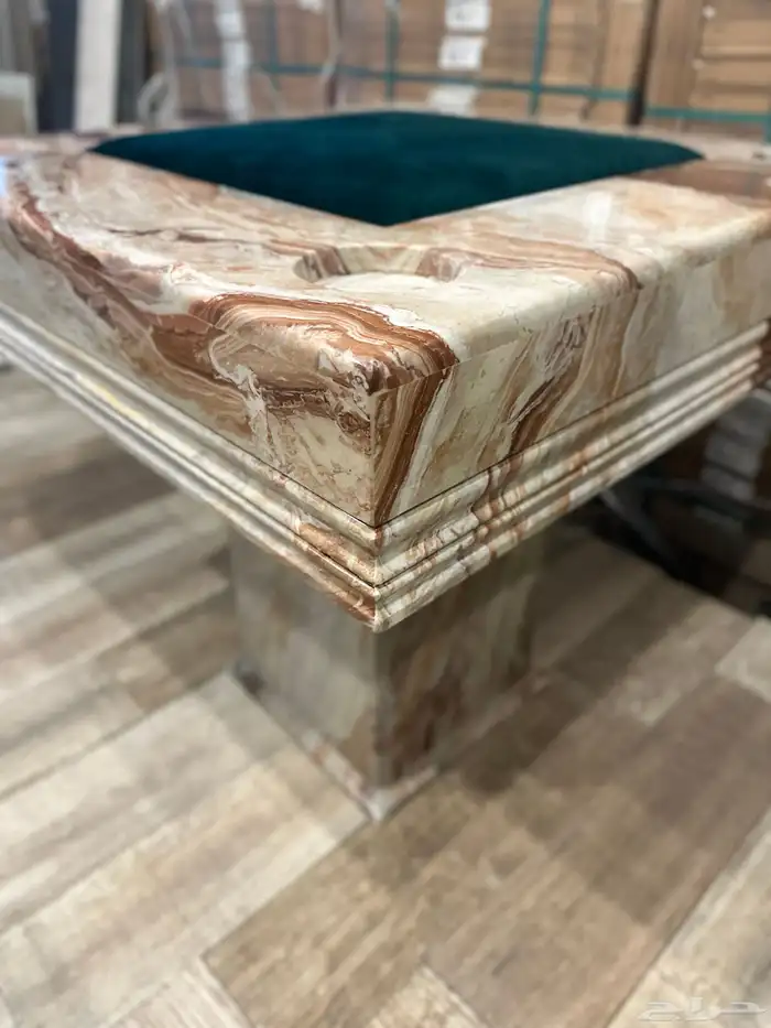 طاولة بلوت 22