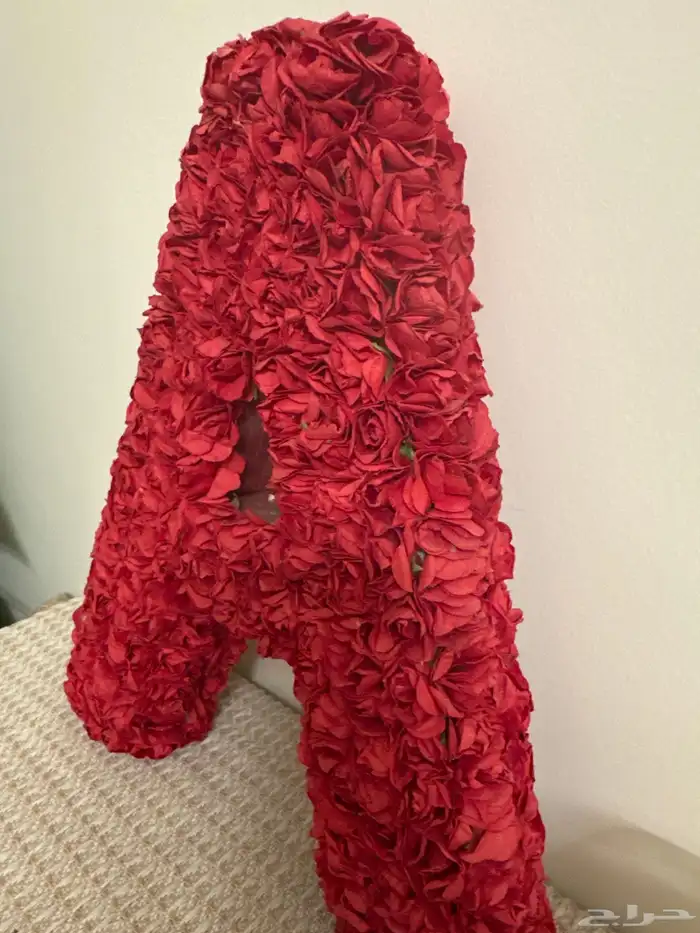 حرف A بالورد المجفف 1