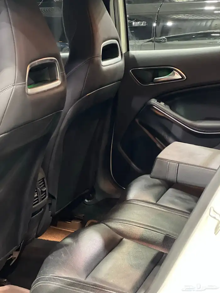 مرسدس GLA 2018 17