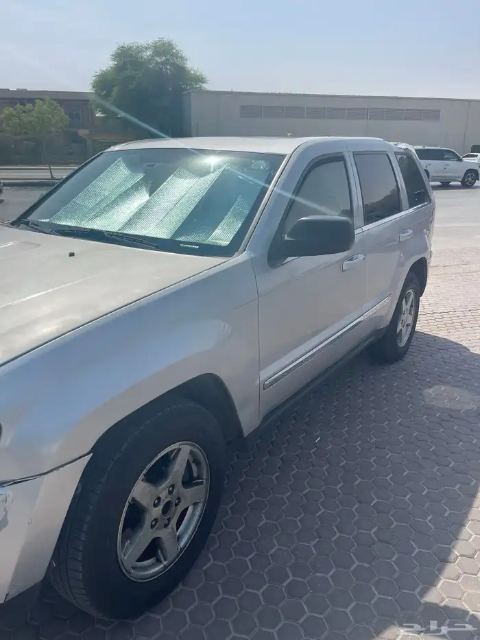 جيب جراند شيروكي 2005 بدون دبل 16