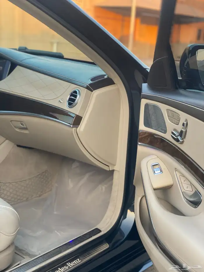 للبيع مرسيدس يخت 2015 18