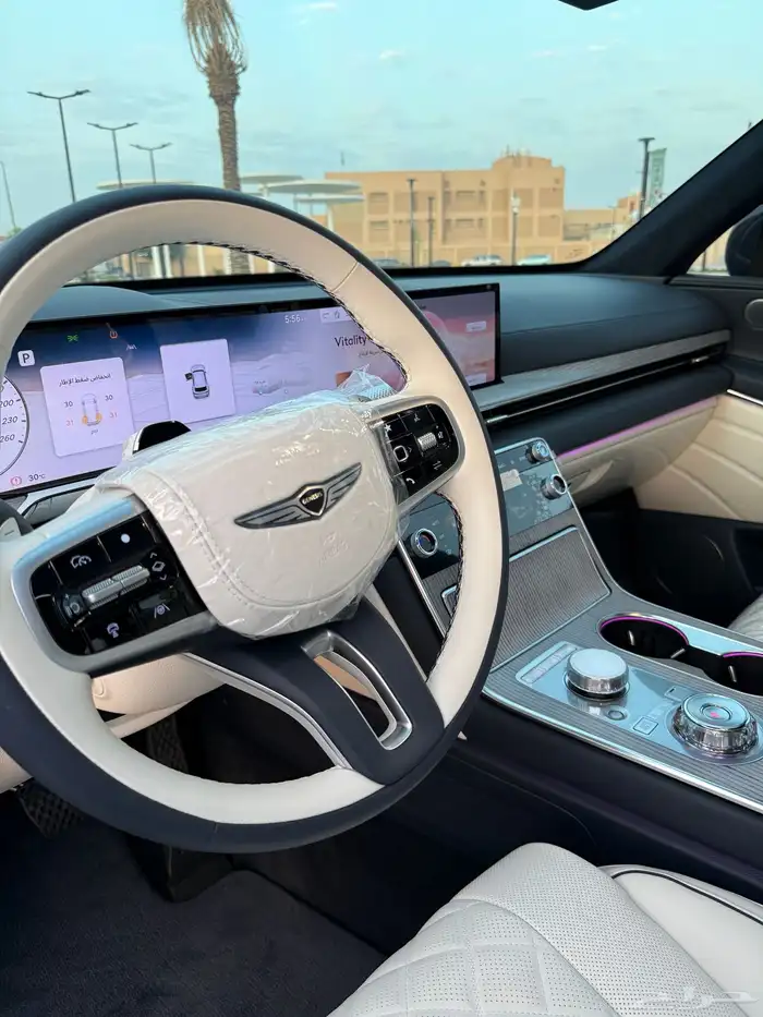 جينيسس GV80 2025 رويال فل كامل بحالة الاصفار 14