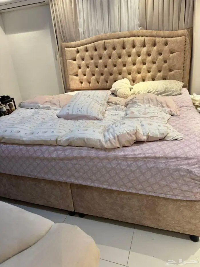 أثاث منزلي وتحف 10