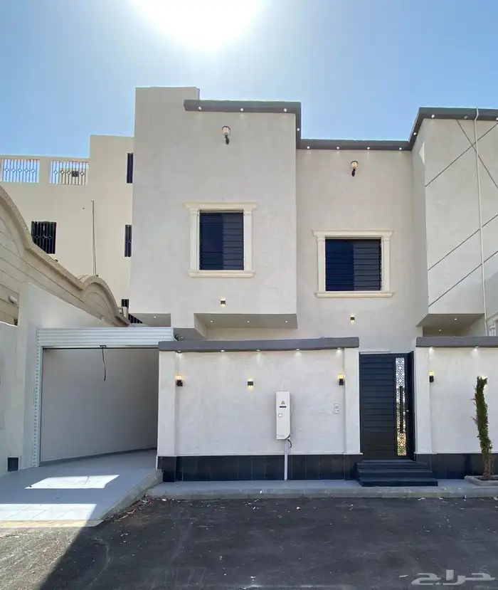 فيلا فاخره للبيع الطائف الحويه 0