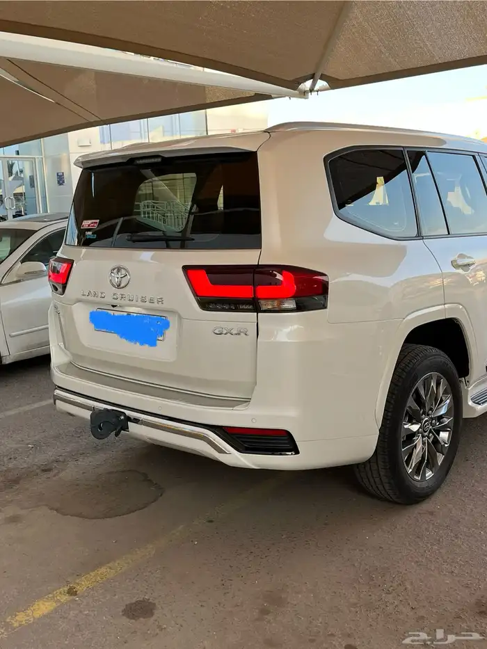 لاندكروزر 2024 رقم L4 12