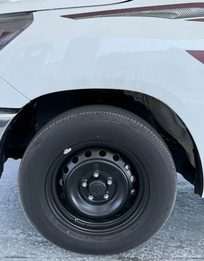 هايلكس 2025 GLX بنزين 12