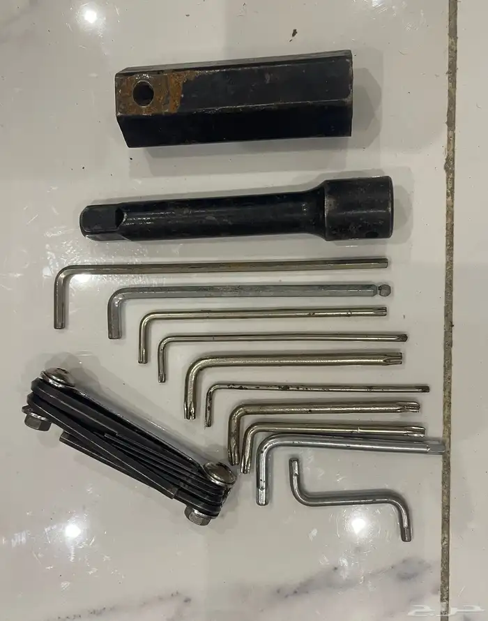 عدد صناعية ومستلزمات مكنيك للبيع 6