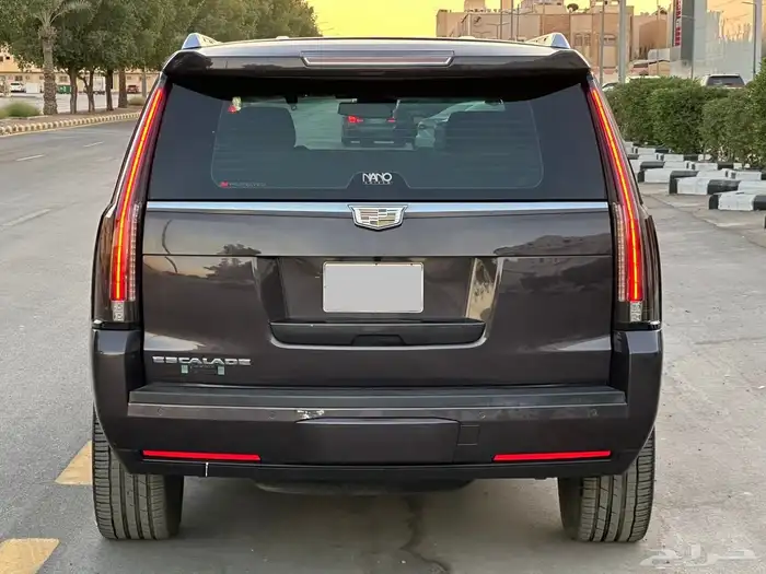 اسكاليد 2015 قصير نظيف 6