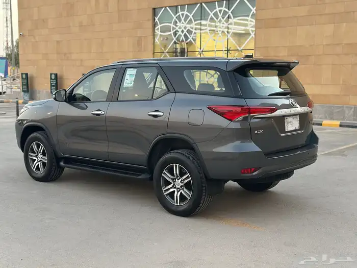 فورتشنر 2021 دبل GX نظيف للمستخدم 3