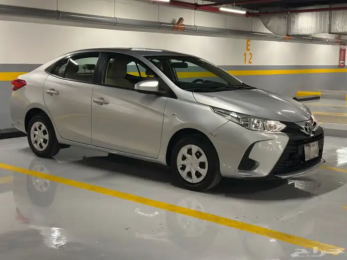 يارس 2022 ممشى قليل نظيفة للمستخدم 0