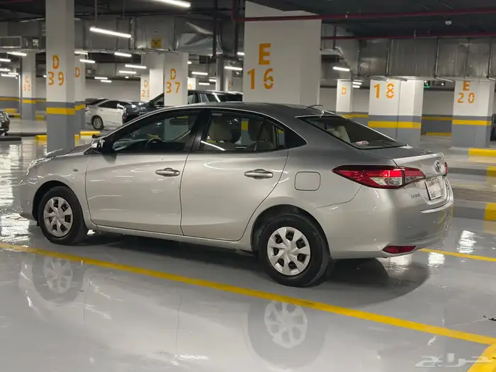 يارس 2022 ممشى قليل نظيفة للمستخدم 3