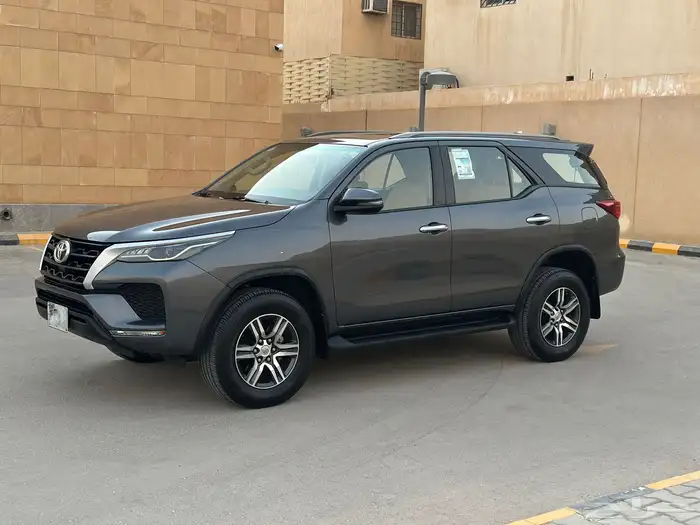 فورتشنر 2021 دبل GX نظيف للمستخدم 2