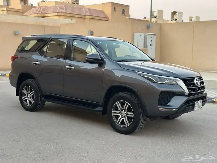 فورتشنر 2021 دبل GX نظيف للمستخدم 0